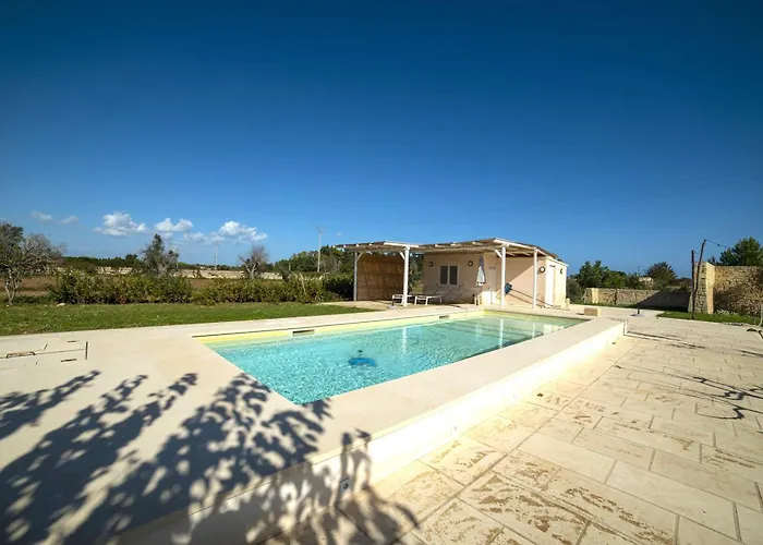 La Rimunda Among Greenery