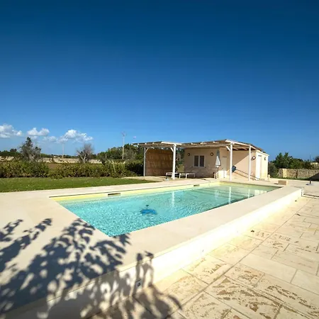 La Rimunda Among Greenery